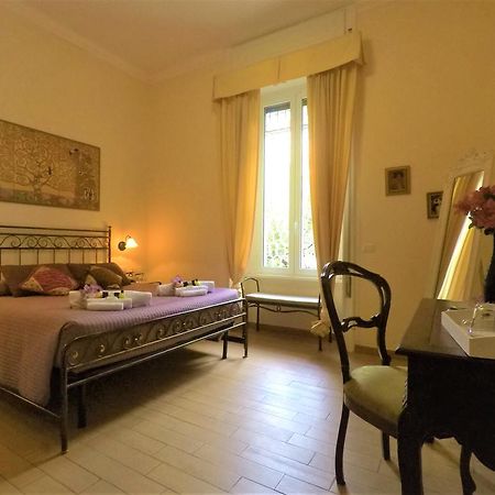 Tucci'S Roma Guest House ภายนอก รูปภาพ