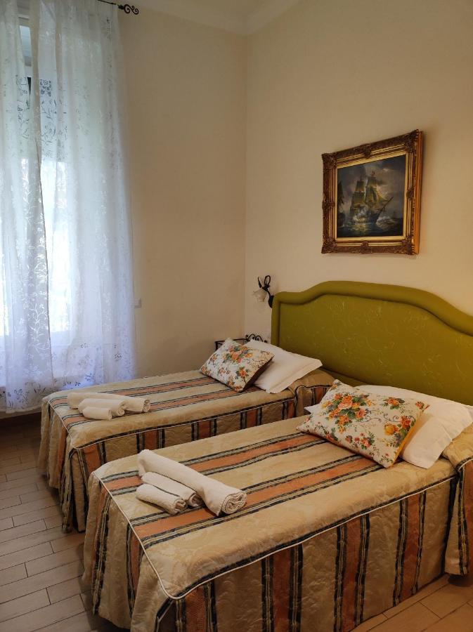 Tucci'S Roma Guest House ภายนอก รูปภาพ