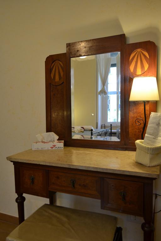 Tucci'S Roma Guest House ภายนอก รูปภาพ